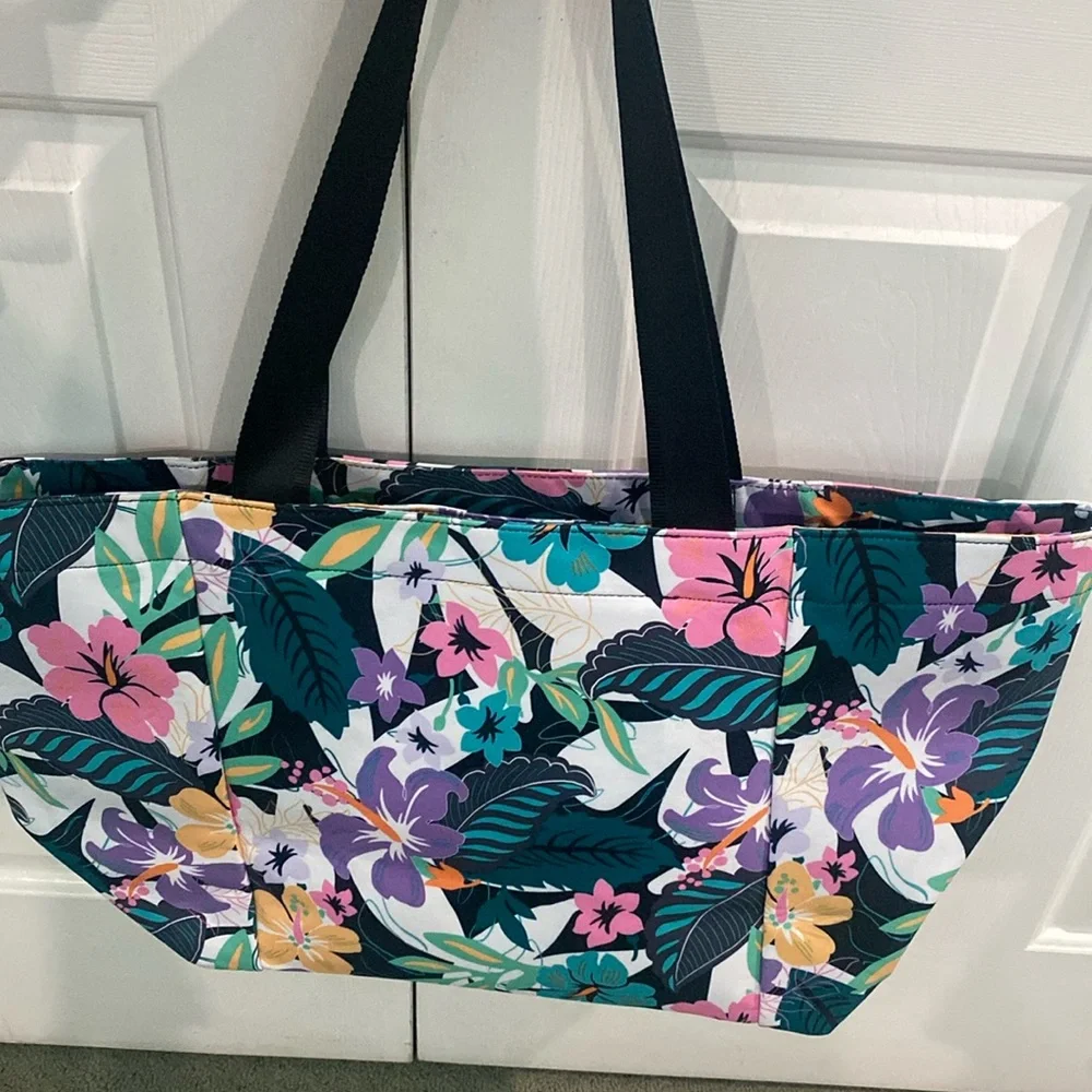 Vera Bradley Drawstring Family Tote Bag “Island Floral”